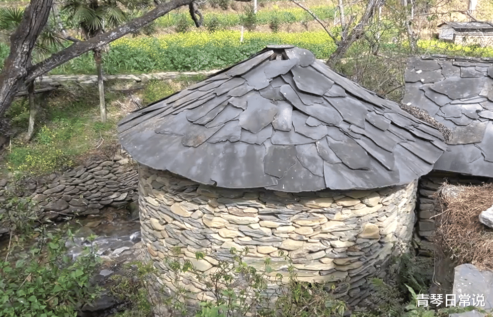 陕西 云南这个村子基本全靠石头搭建，山清水秀与世无争，宛如世外桃源