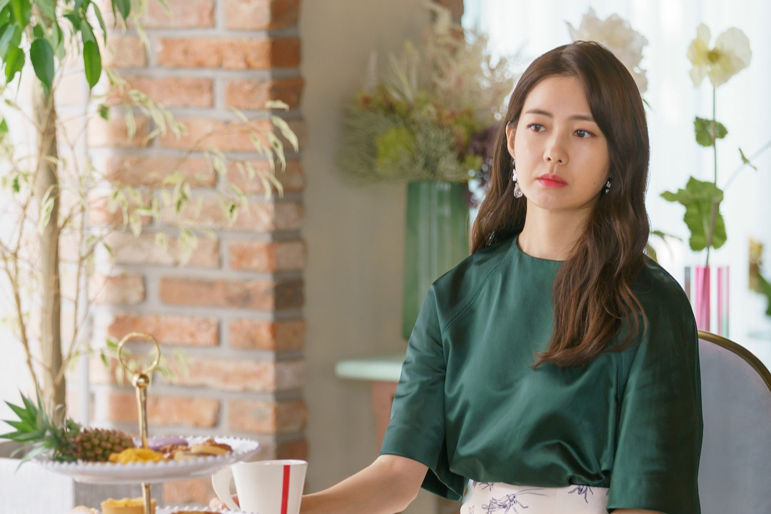 花影人间情感|“月薪三万，只提2个条件，为何拒绝我？”媒婆：姑娘，别装了