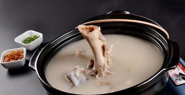 爱红烧肉|医生:想要宝宝长肉长高,这些“空营养”辅食别给娃吃,不要大意