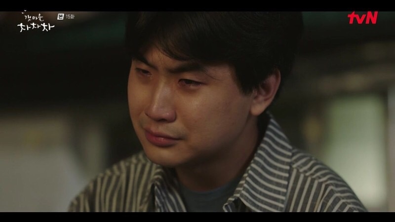 求婚|《海岸村恰恰恰》金宣虎申敏儿上演求婚接力，暖心角色领便当引爆泪腺