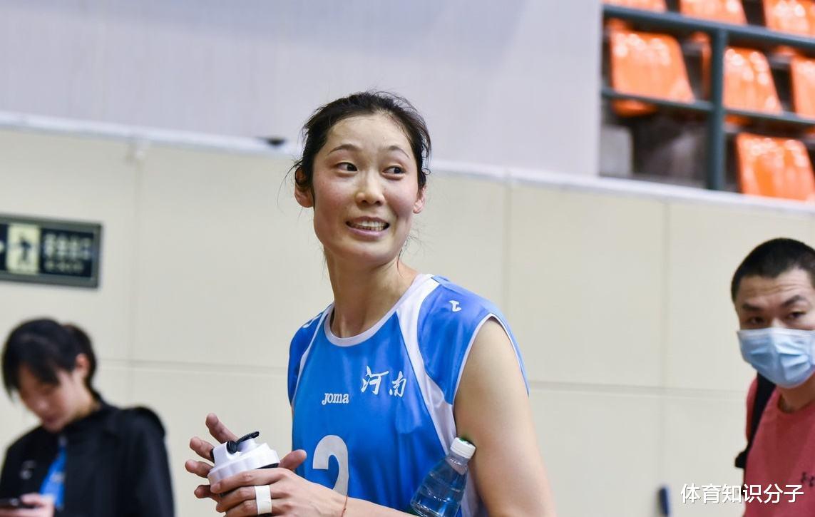 朱婷|47扣23中轟下28分！1米96朱婷師妹再次爆發(fā)，火熱狀態(tài)帶隊大爆冷