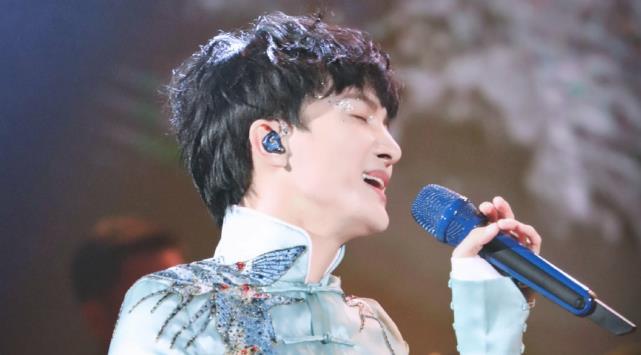 钢铁侠|惜败于谭轩辕，让李克勤落泪，曾经的好声音夺冠热门让人惋惜