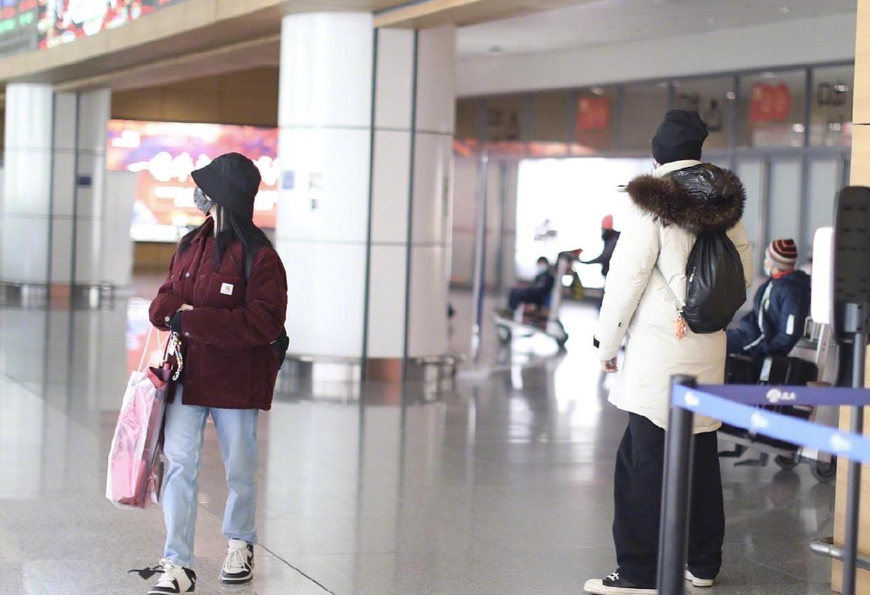 王大陆|王大陆蔡卓宜已分手,粉丝后援会证实此消息,今早还共同现身机场