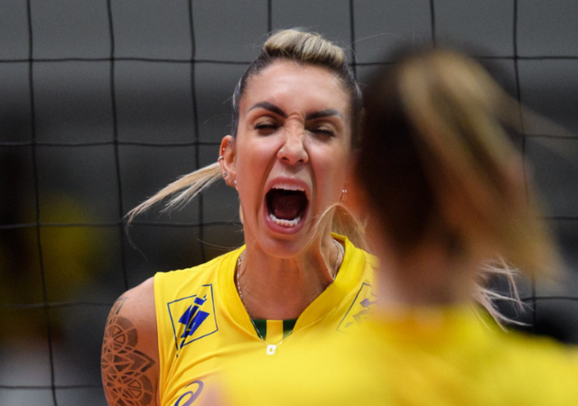 女排|34歲女排副攻右腿骨折，曾向恩師喊話欲重返國家隊，如今恐成泡影