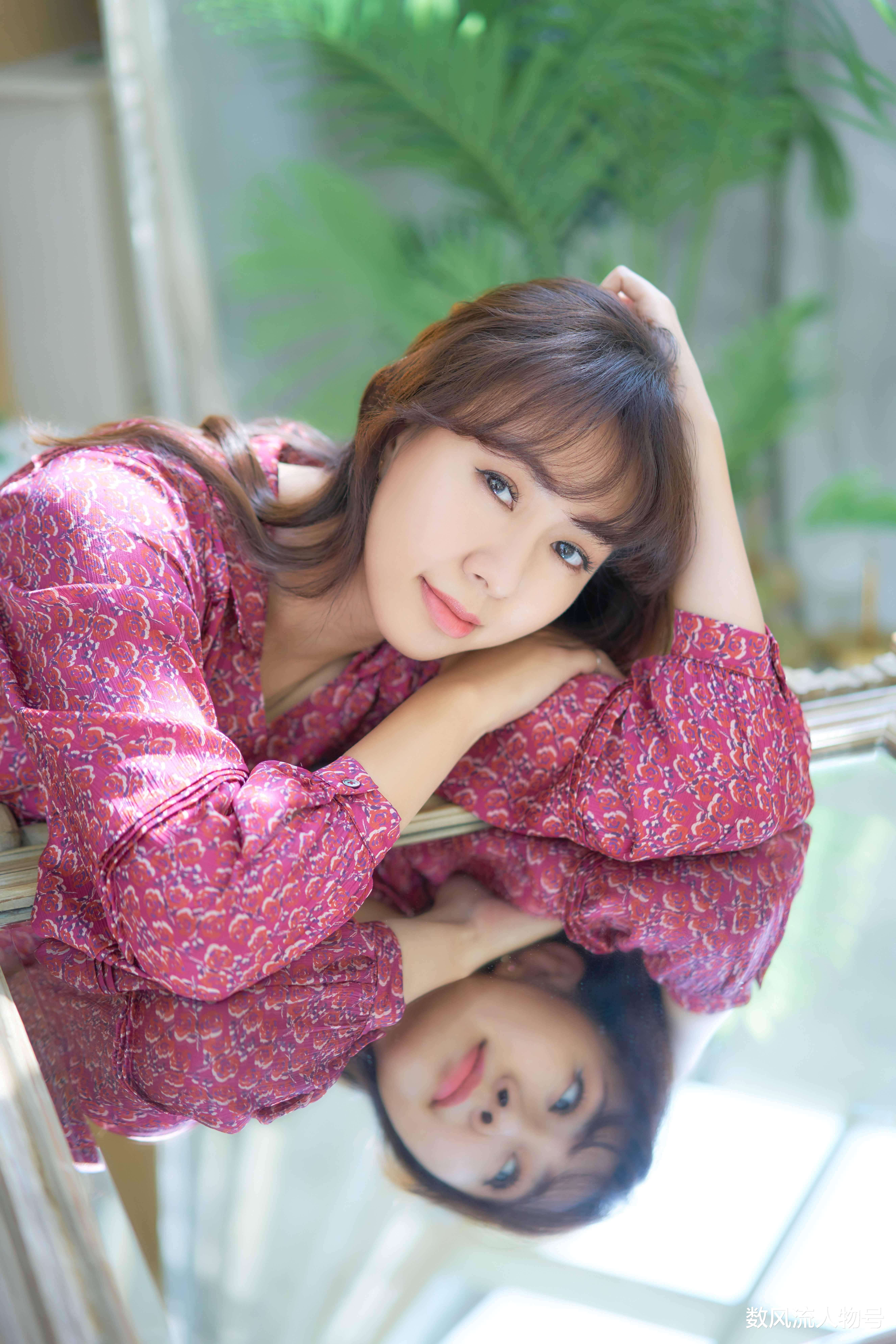 卓依婷|“贺岁公主”卓依婷：5岁大红大紫，翻唱786首歌曲，被传去世20年