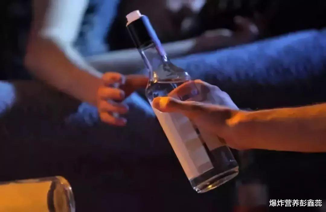 姐姐 白酒、红酒、啤酒，喝哪种酒最容易胖？想要减肥的人别中招