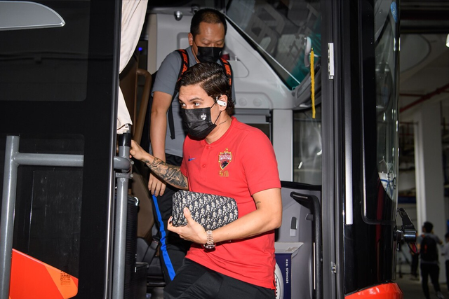 中超|不踢了！中超“標(biāo)王”外援突然放棄世預(yù)賽，不要主力位置，鐵心返回