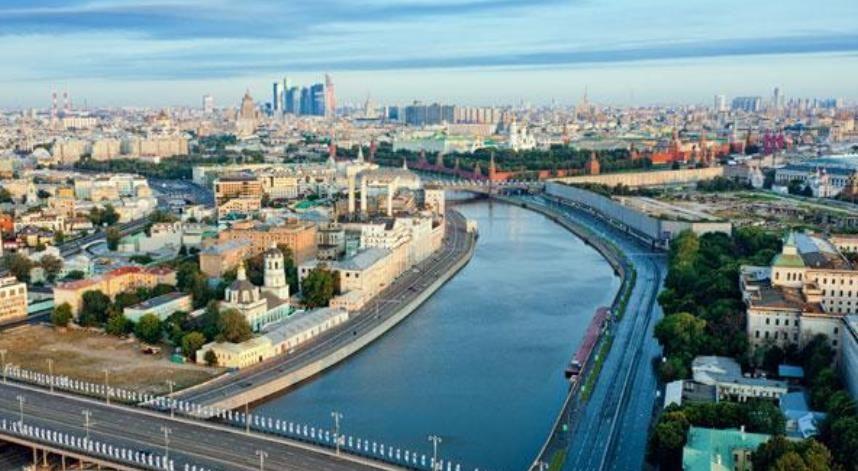 莫斯科|这条河是莫斯科的“母亲河”，连通世界五大海，让其成为五海之港