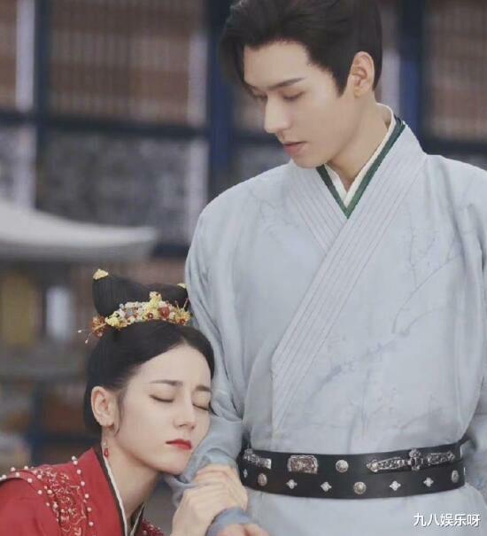 龚俊|龚俊被叫“爸比”后争议不断，是cp粉的捆绑，还是黑粉的攻击？