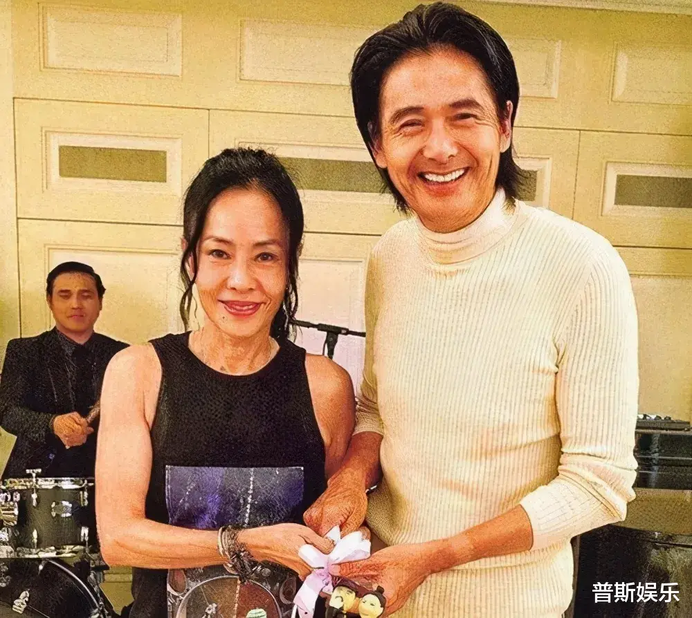 刘嘉玲|3对丁克明星夫妻：有人56亿资产无人继承，有人称后悔做丁克