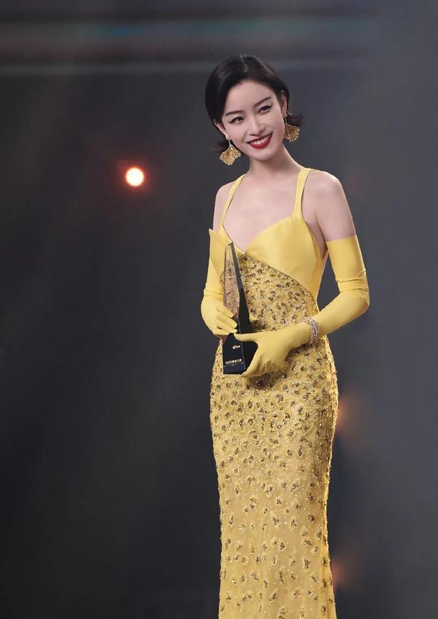 倪妮|倪妮抢C位？Baby？王一博身高被嘲？赵丽颖被孤立？鹿晗？