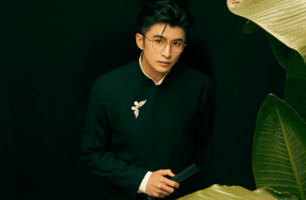 宠儿|披哥成团后资源对比:5人成赢家,有人成时尚宠儿,有人打回原形