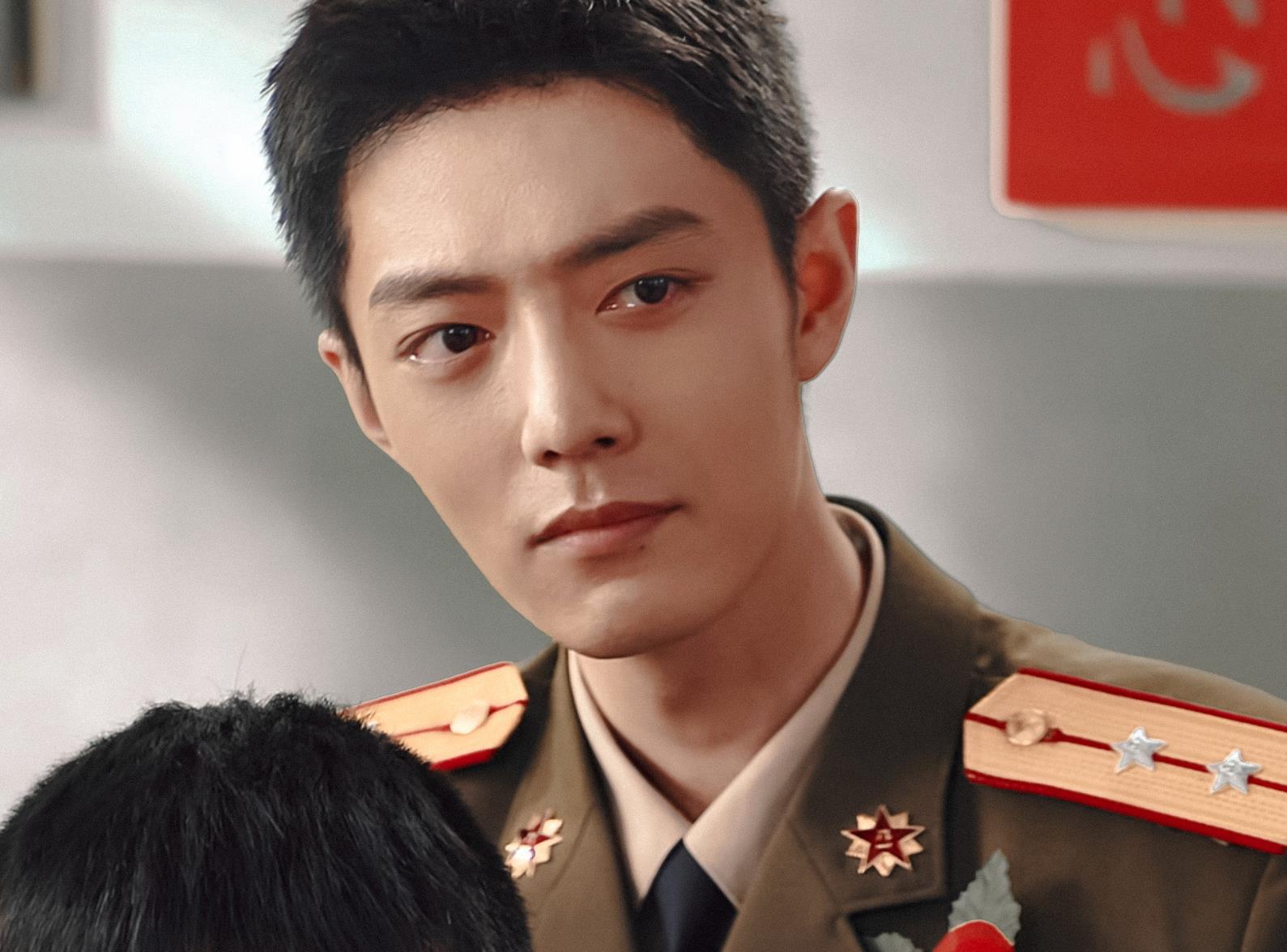 肖战|顾一野登《文汇报》主版面!网友用“征服”形容肖战演技