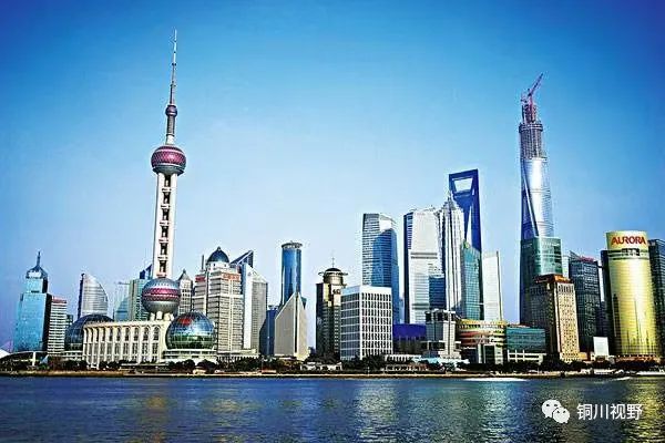 铜川周春辉 用手机也能拍出大片的效果，暮春到初夏的景色，我也试着拍一下