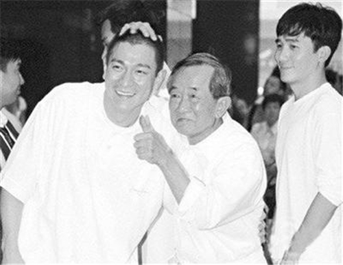 张国荣|18年前，张国荣约见白龙王被拒绝，60天后哥哥跳楼，龙王说了4字