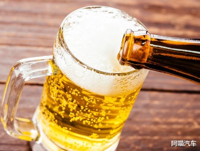 喝酒后到底多久可以开车?酒驾的标准你都清楚吗?别抱侥幸心理