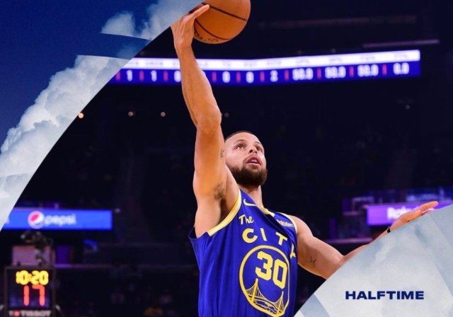 斯蒂芬·库里|半场4分！库里遭疯狂包夹，罕见8中2被锁死，昔日状元爆砍21分