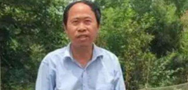 |54岁北大博士啃老18年,后来沦为低保户,家人:他的架子太高