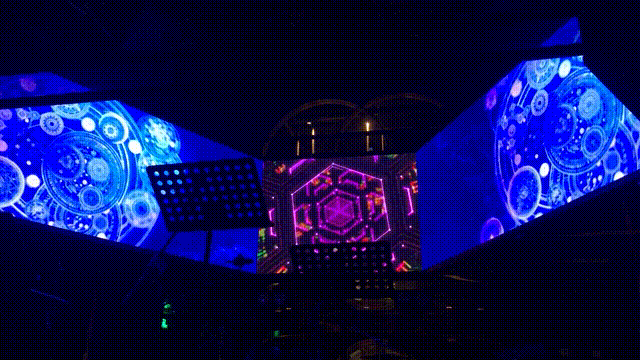 酒吧 数艺网转-用一块屏幕活化酒吧空间 TECHMORE