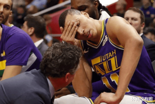 火箭队|又一个玻璃人！加盟火箭一场没打就伤了，难怪1年多就被交易2次