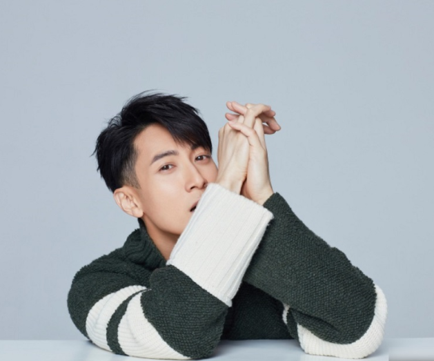 吴尊|身价上亿，当红回归家庭，独宠初恋25年，今一家四口同框画面温馨