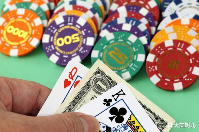 陈大美妮儿|65岁阿姨:退休金1900,照样过上幸福的好日子,只因两个字—心狠