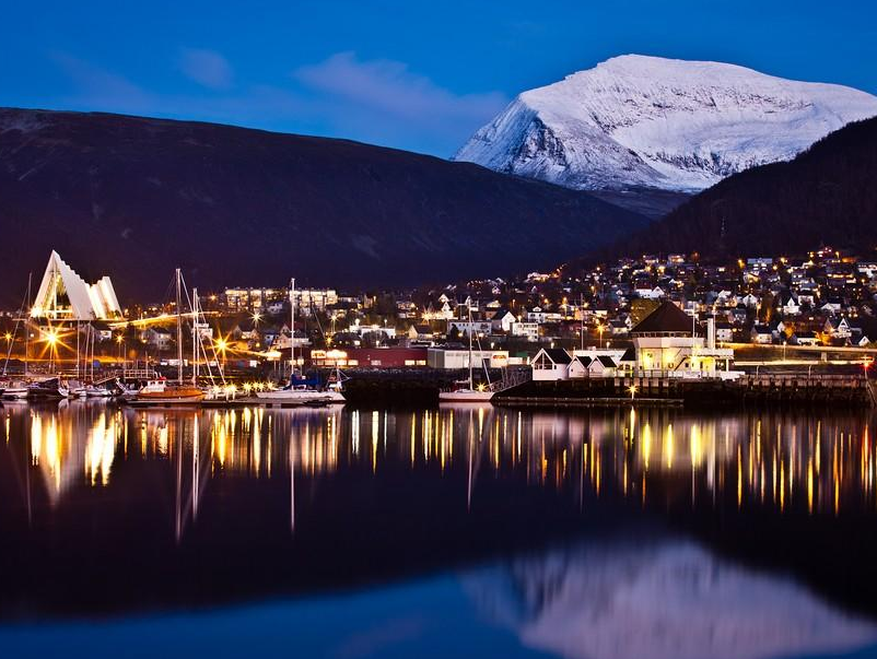 免签 一个对我国永久免签的国家，只要遵守好这两件事，怎么住都可以