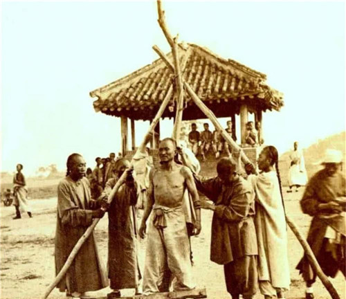 董卓|“点天灯”有多痛苦?除了董卓,还有一位女子体验过,她是何人?