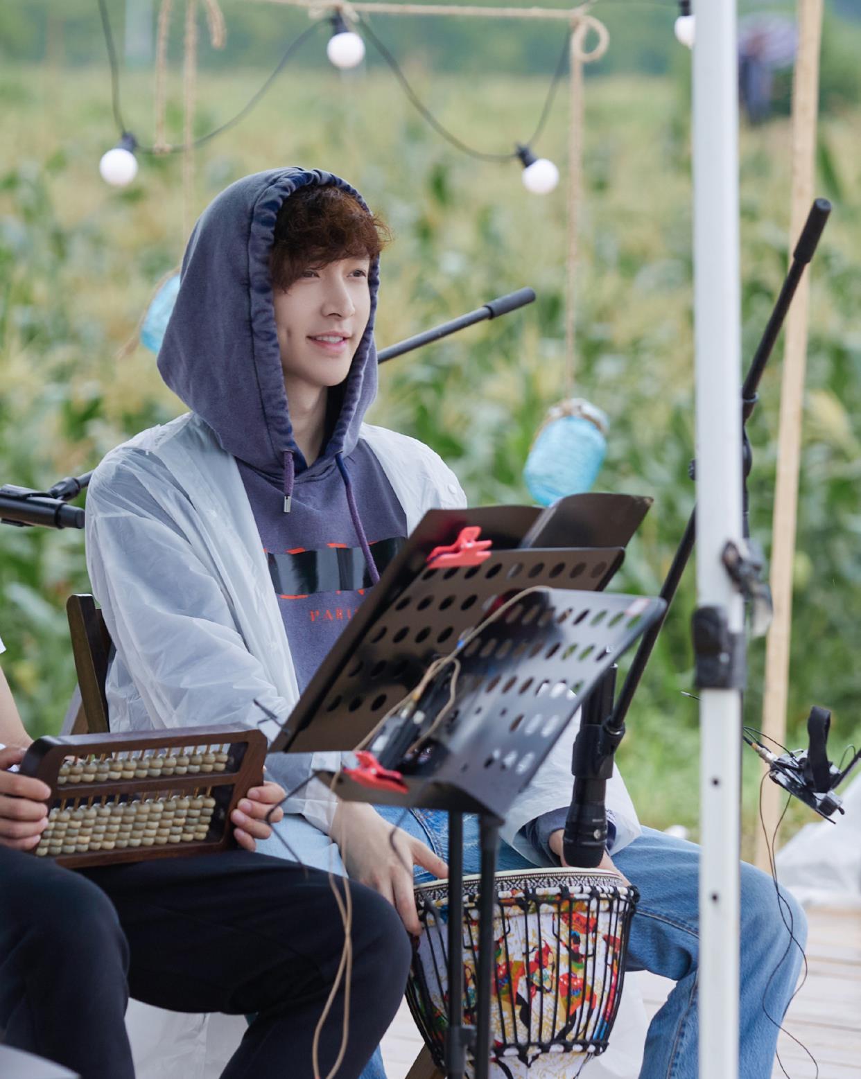 井柏然|《向往的生活》最后一期，张艺兴发文告别，你们喜欢张艺兴吗？