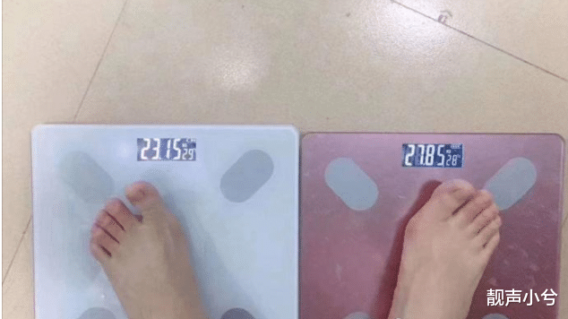 案件通报 妹子网购了条旗袍，穿上很好看脱下很费事！让我们弱弱得感受下