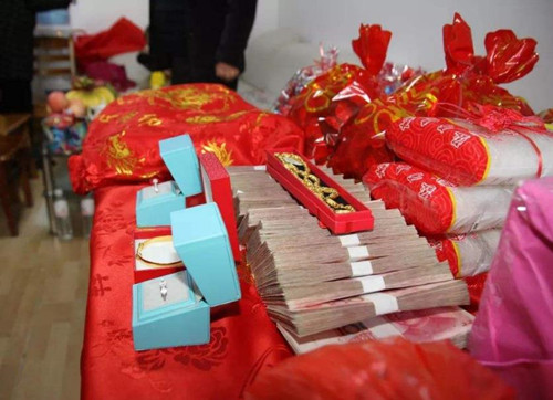 叶芳 江西女孩叶芳：遭未婚夫索还40万彩礼，商量未果被砍70刀