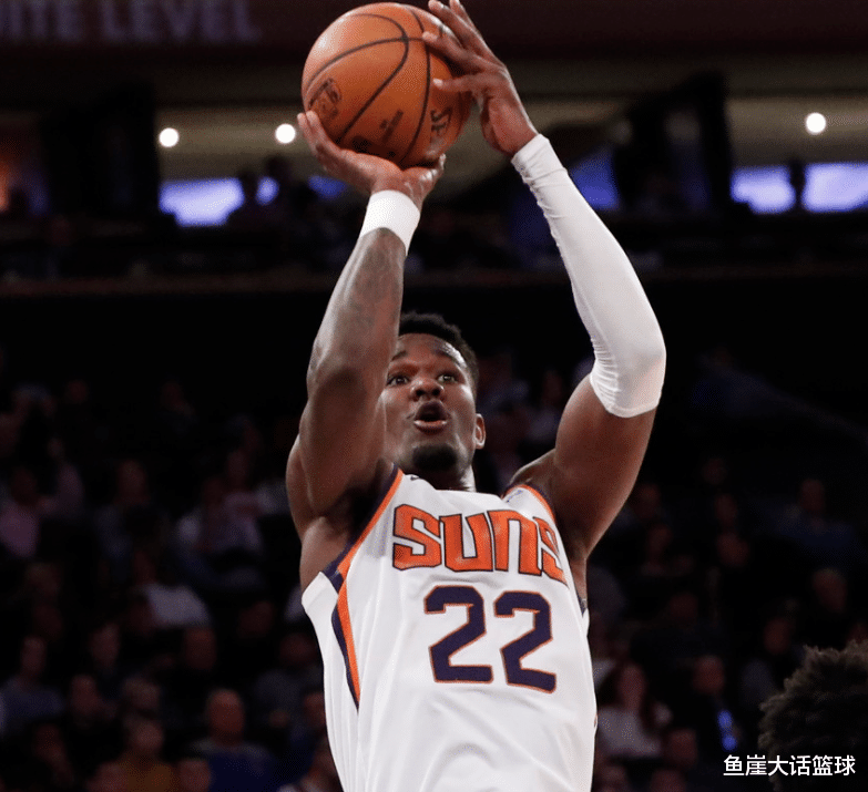 保罗|领先1分!布克失去神奇,保罗5+7悍将立功,约基奇三将38+5造逆转