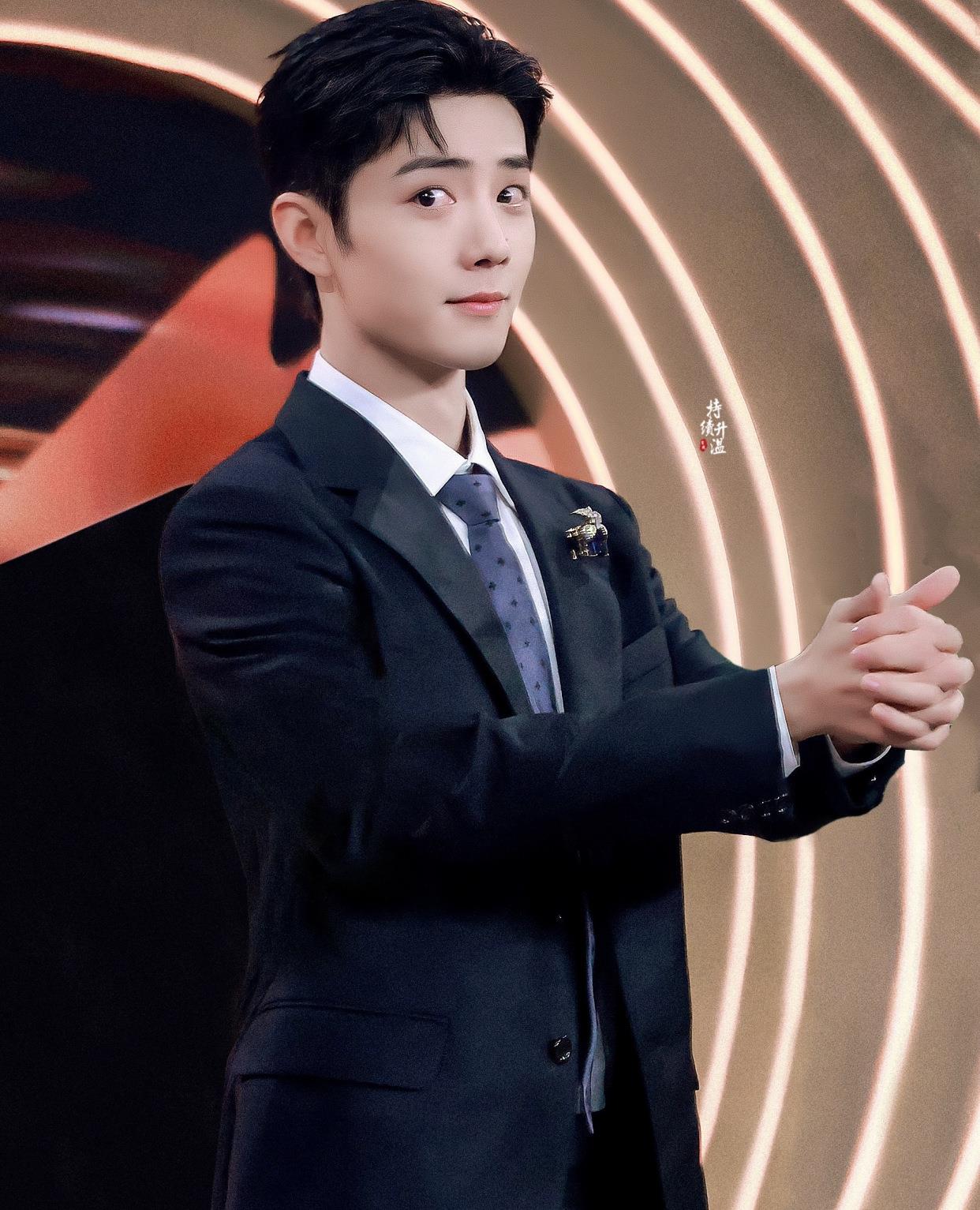 肖战|肖战拒绝“冷处理”,官方侧面回应“番位”争议,粉丝已收到