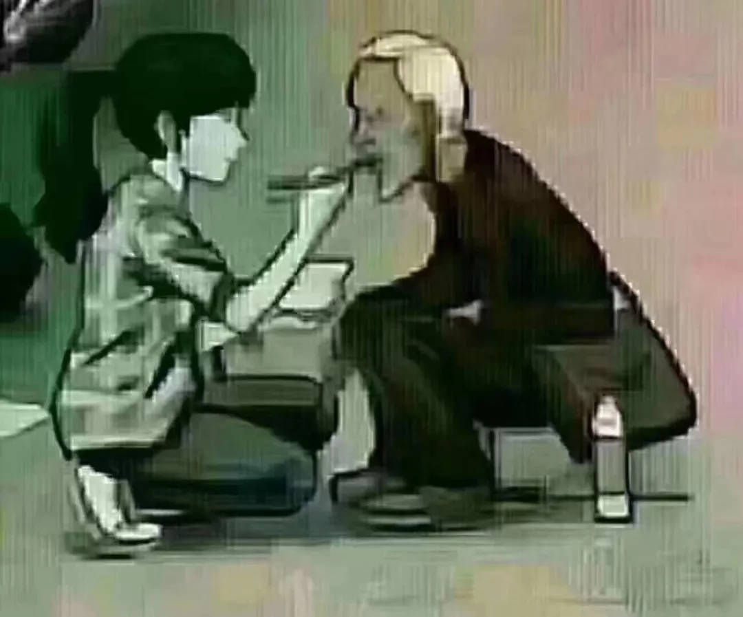 风水人生 一次生前的孝敬，胜过身后百次扫墓； 清明烧万堆纸钱，不如在世端碗饭菜！