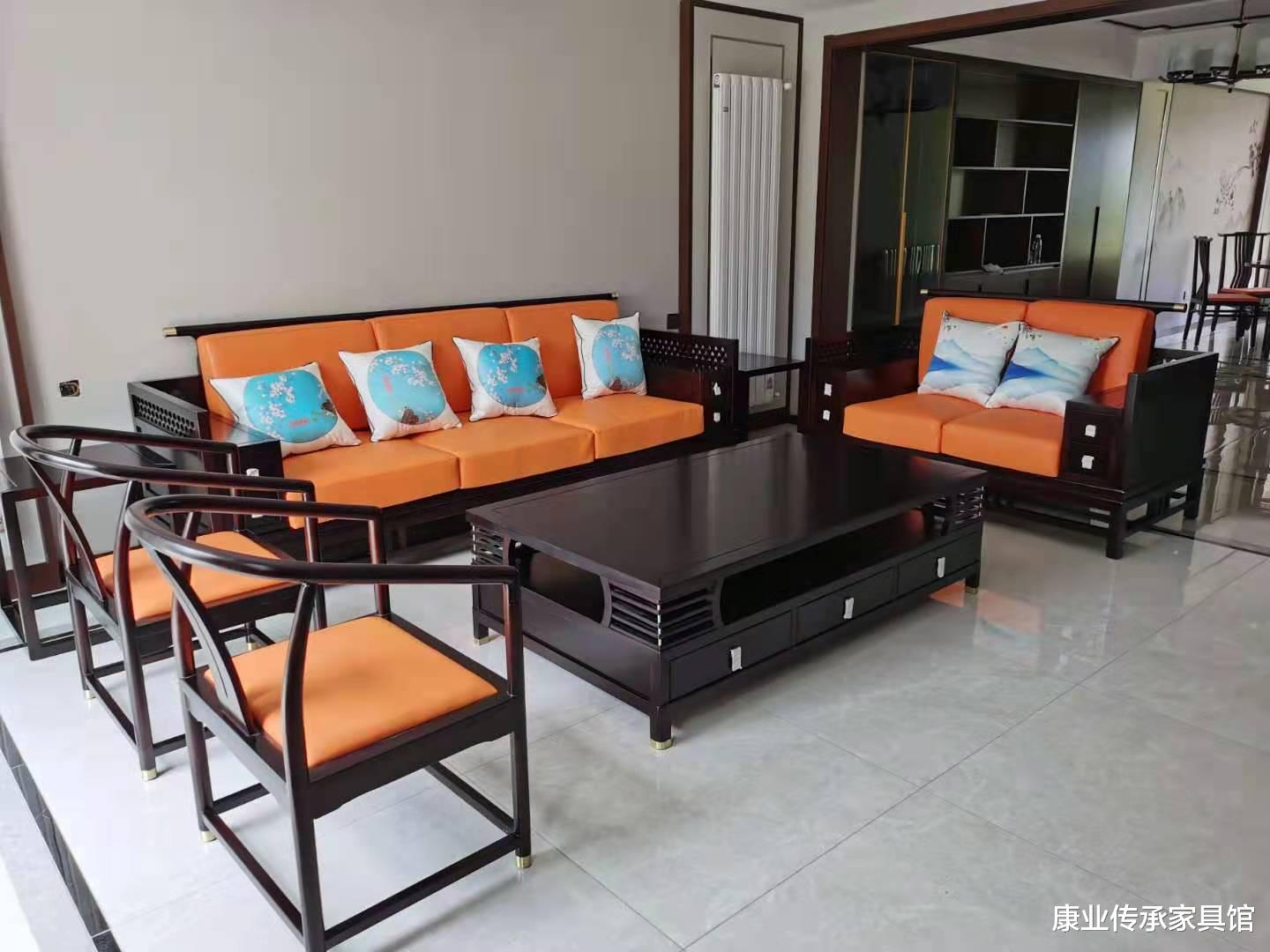 现代新中式风格，让家居呈现出沉稳优雅的意境之美