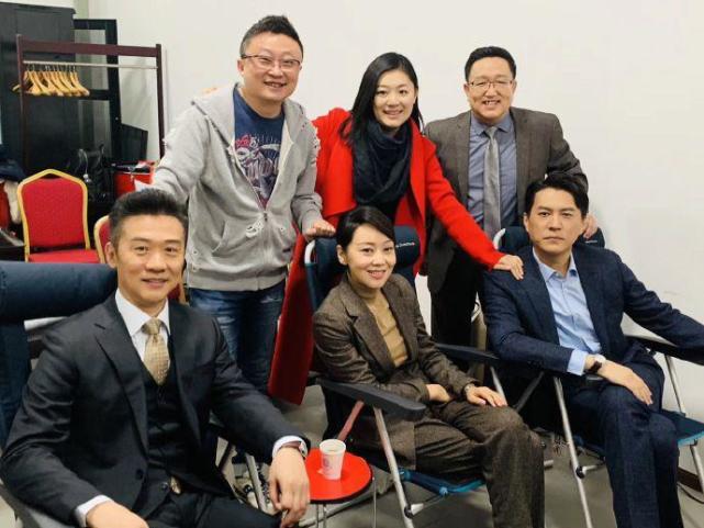 靳东|靳东新剧《人民的名义2》更名《突围》，联手闫妮，登陆两大卫视