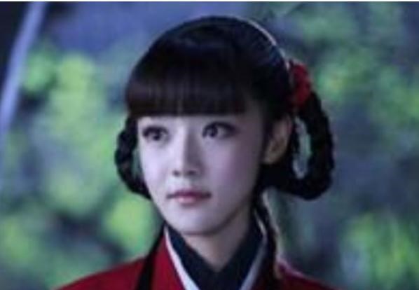 潜规则|因拒绝“潜规则”跑6年龙套,明明是张整容脸,却让观众舍不得骂