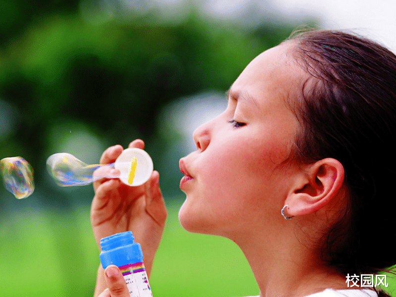 校园风|女儿初潮来临，作为妈妈应该告诉她这些