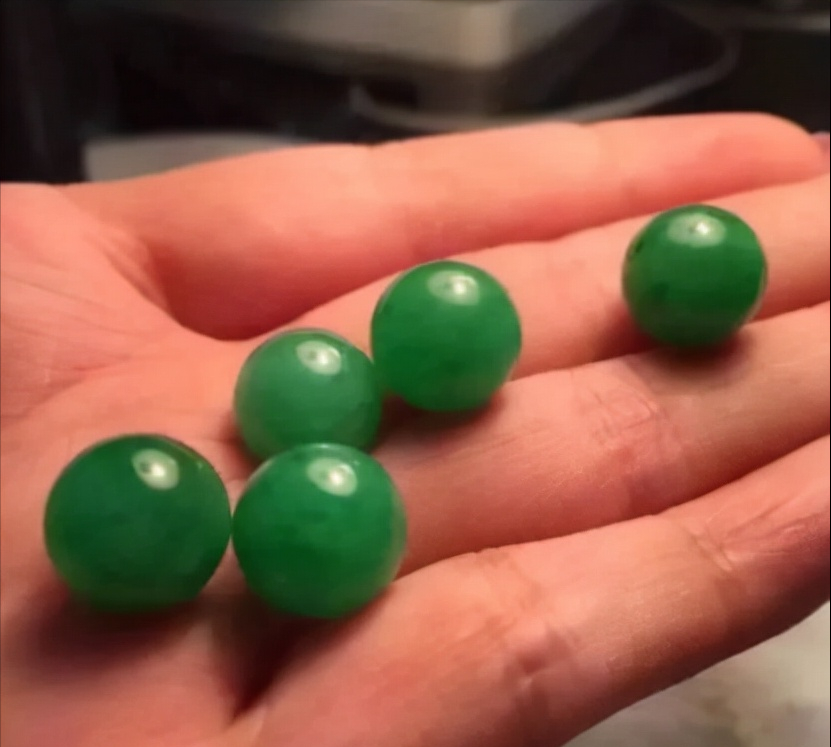 长春|慈禧给光绪的一件翡翠，市场估价竟然高达800000000