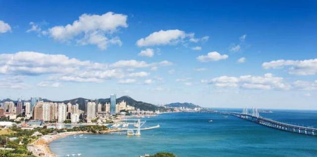 梵净山 中国唯一被外国人“命名”的城市，至今未曾改变，知名度很高