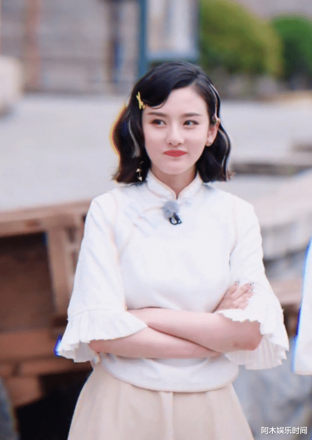 Angelababy|跑男成大型比美现场，杨颖姜贞羽孟子义宋祖儿，谁是最美的民国女神