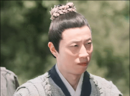 张馨予|饶了观众吧，同样是女扮男装，有人美到失魂，有人丑到惊人