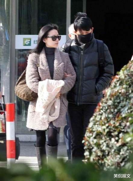 董洁|董洁终于扛不住了，在线求放过，离婚多年潘粤明为何仍揪住不放？