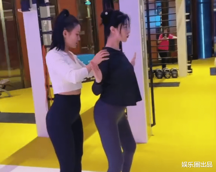沈腾|范冰冰健身视频火了，一顿操作猛如虎，却被女教练抢镜了