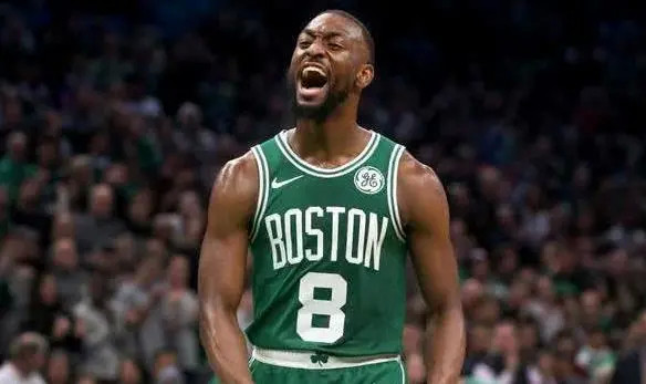 交易|鹬蚌相争渔翁得利？湖人与绿军曝1换2地震交易，詹姆斯笑了！