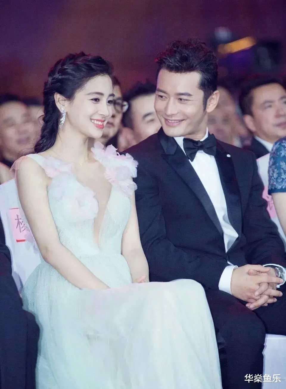 唐嫣|小八卦：黄晓明Angelababy，杨幂周笔畅