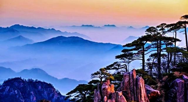 古镇 我国6大旅游城市，桂林GDP超2000亿，黄山仅有850亿