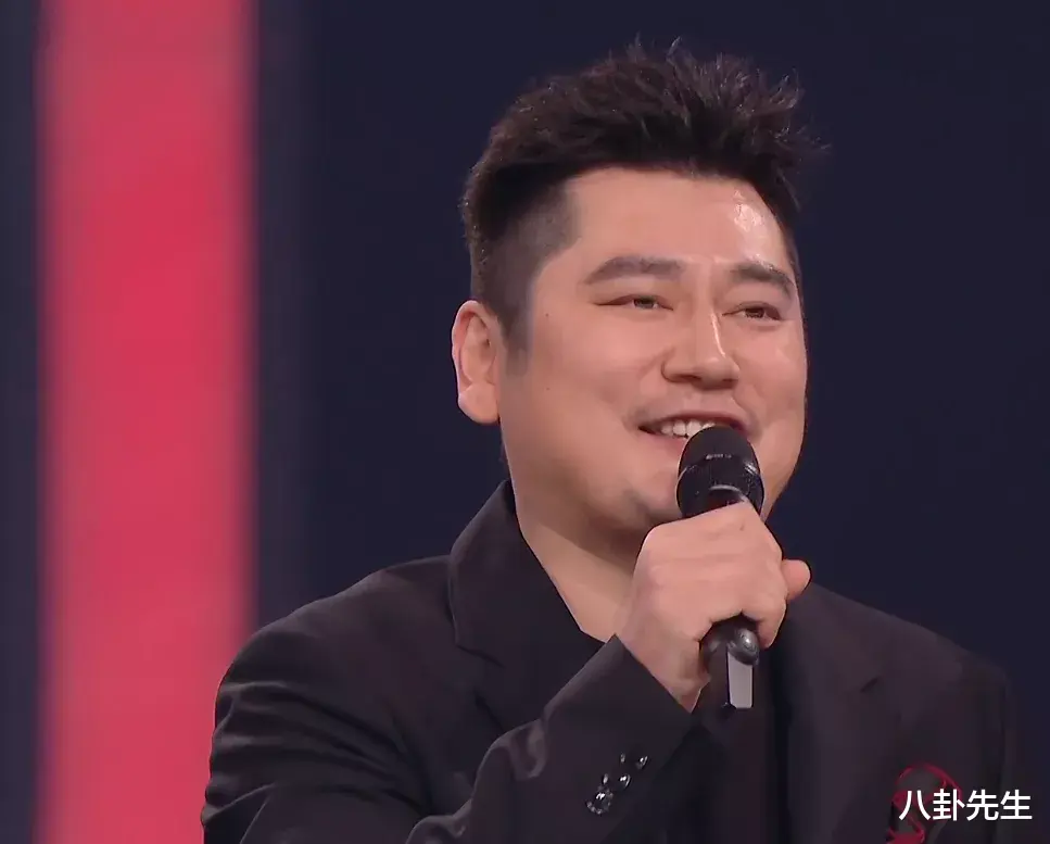 张彬彬|湖南卫视开心夜：金晨鼻子瞩目，TWINS造型拖后腿