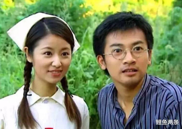 鲤鱼两条|《情深深雨蒙蒙》：长大后才明白，像杜飞这样追女生，永远是备胎