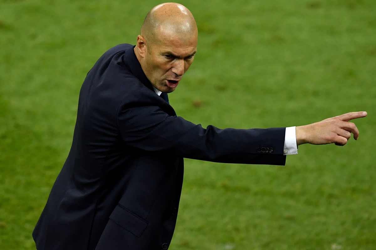 皇家马德里|彻底重建！皇马将出售8员大将，顶级新星只想加盟皇马